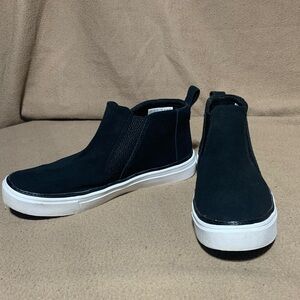 Toms Women's Black Suede Slip-On Sneakers